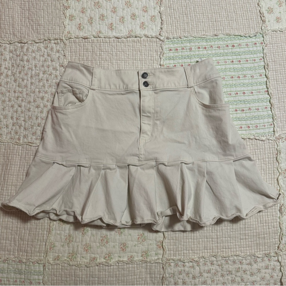 Hollister khaki shorts